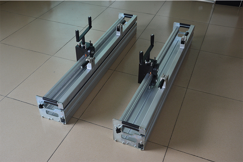 輸送帶鋼扣機(jī)，輸送帶滾輪式鋼扣機(jī)
